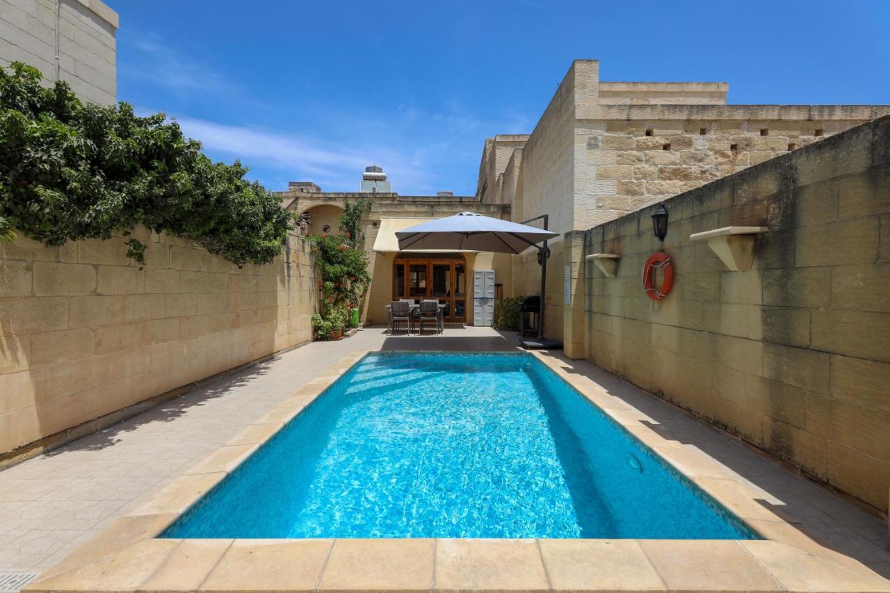 Superb Maltese Farmhouse With Private Pool Villa Victoria Kültér fotó