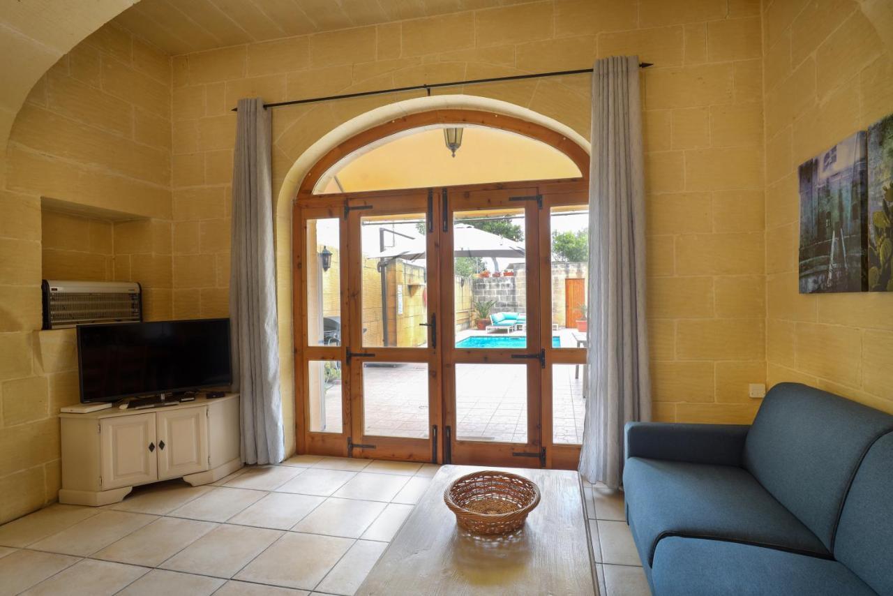 Superb Maltese Farmhouse With Private Pool Villa Victoria Kültér fotó