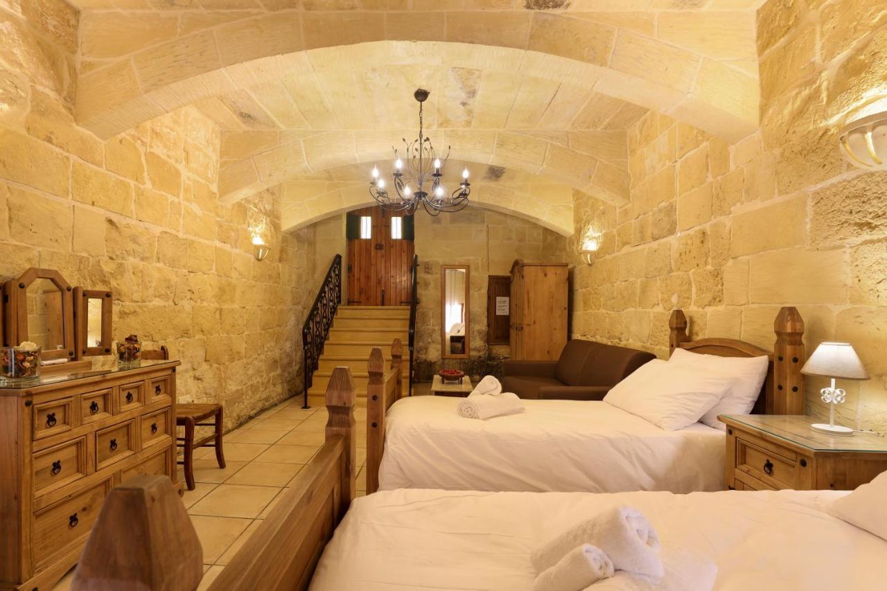 Superb Maltese Farmhouse With Private Pool Villa Victoria Kültér fotó
