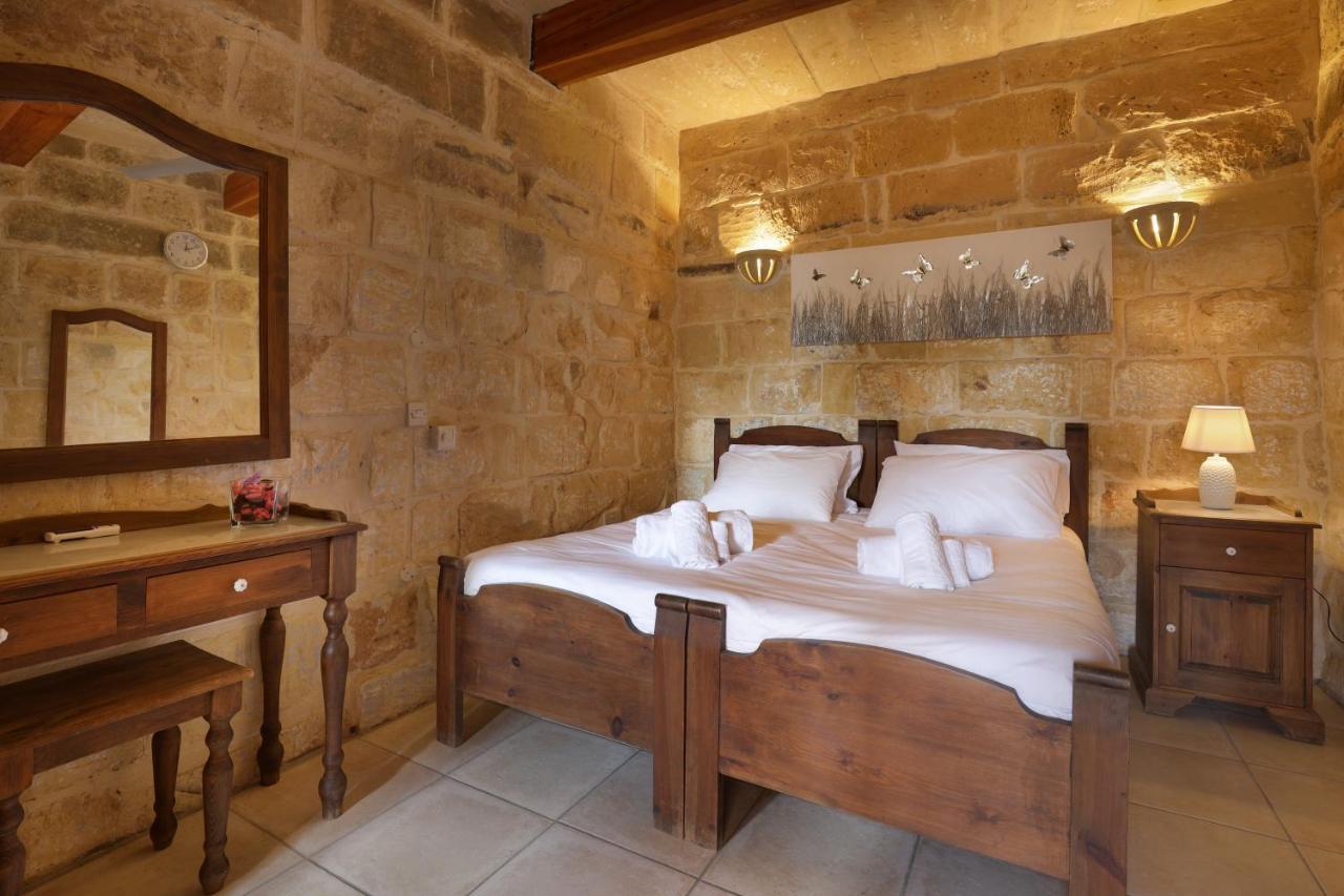 Superb Maltese Farmhouse With Private Pool Villa Victoria Kültér fotó